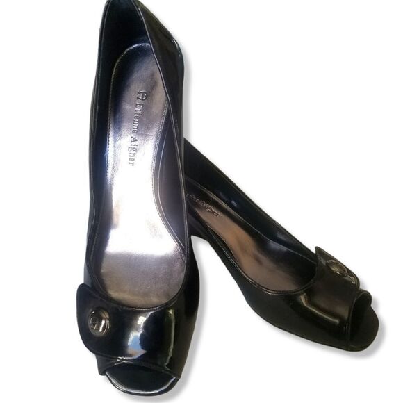 ⭐️ Etienne Aigner Patent Leather Wedge Heel Peep-Toe sz 8 - Picture 2 of 13